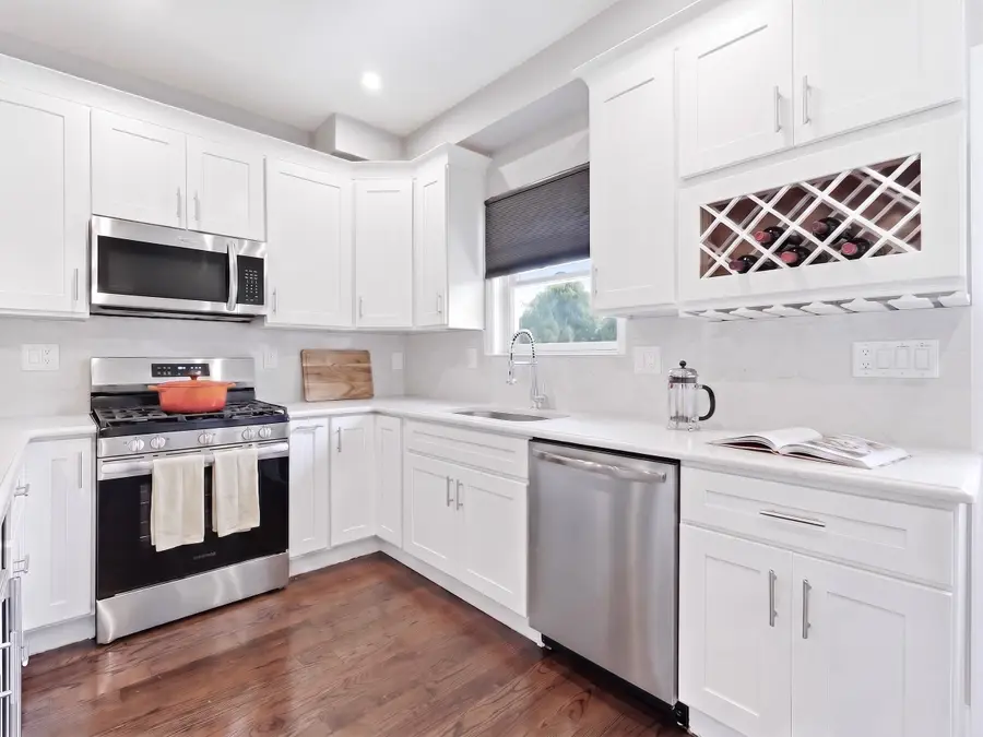 155 LAIDLAW AVE #101, Jersey City, NJ 07306 - #2
