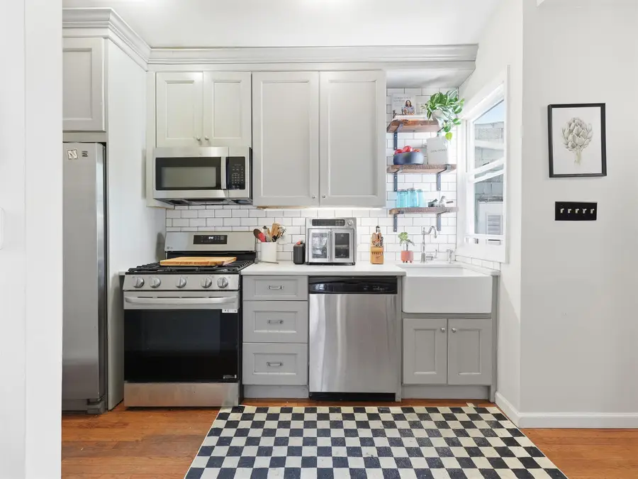 211 PLAINFIELD AVE, Jersey City, NJ 07306 - #3