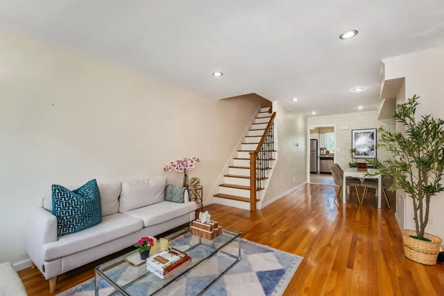 34 WALDO AVE #13, Jersey City, NJ 07306 - #2