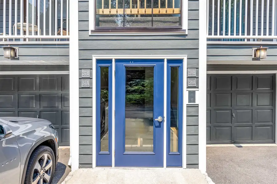 38 TRIUMPH CT #A, East Rutherford, NJ 07073 - #2