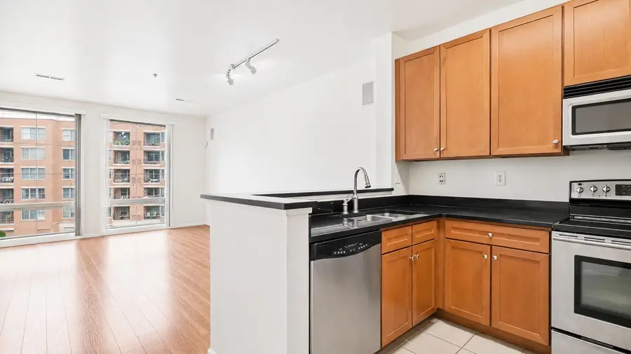 24 AVENUE AT PORT IMPERIAL #316, West New York, NJ 07093 - #2