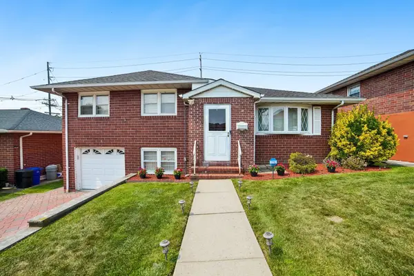28 PIKEVIEW TERRACE, Secaucus, NJ 07094-3819