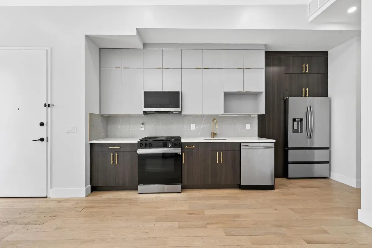 20 STORMS AVE #2, Jersey City, NJ 07306 - #1