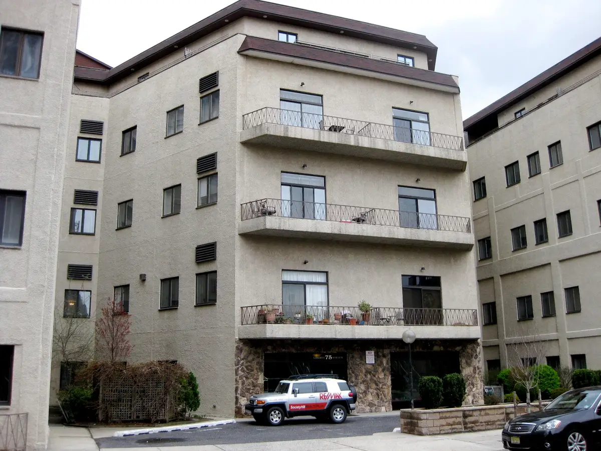 75 LIBERTY AVE #E12, Jersey City, NJ 07306 - #1