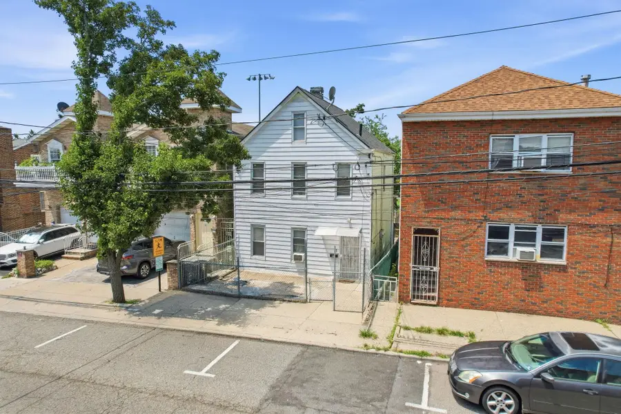 6605 DURHAM AVE, North Bergen, NJ 07047 - #2