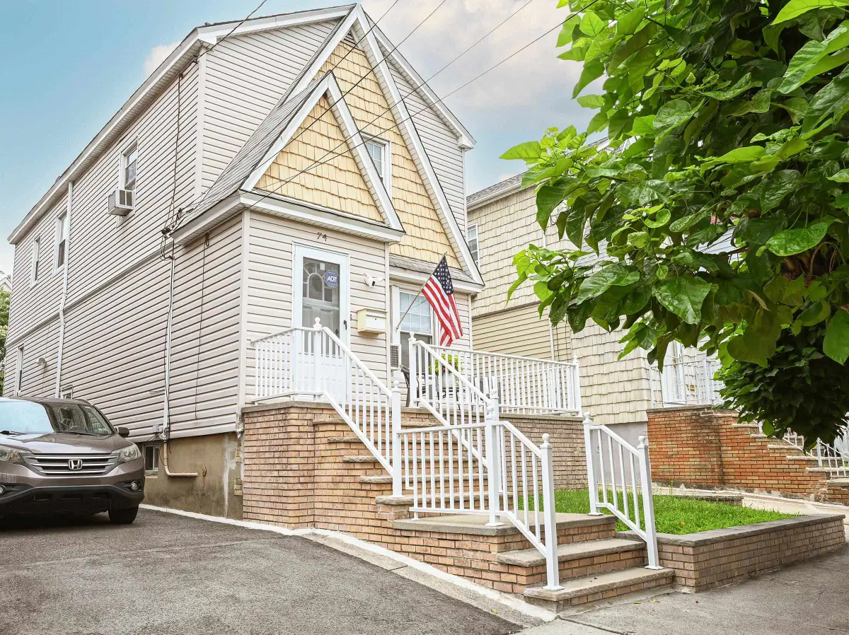 74 WEST 56TH ST, Bayonne, NJ 07002-4914 - #1