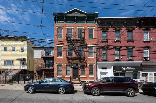 96 BOWERS ST #2L, JC, Heights, NJ 07307