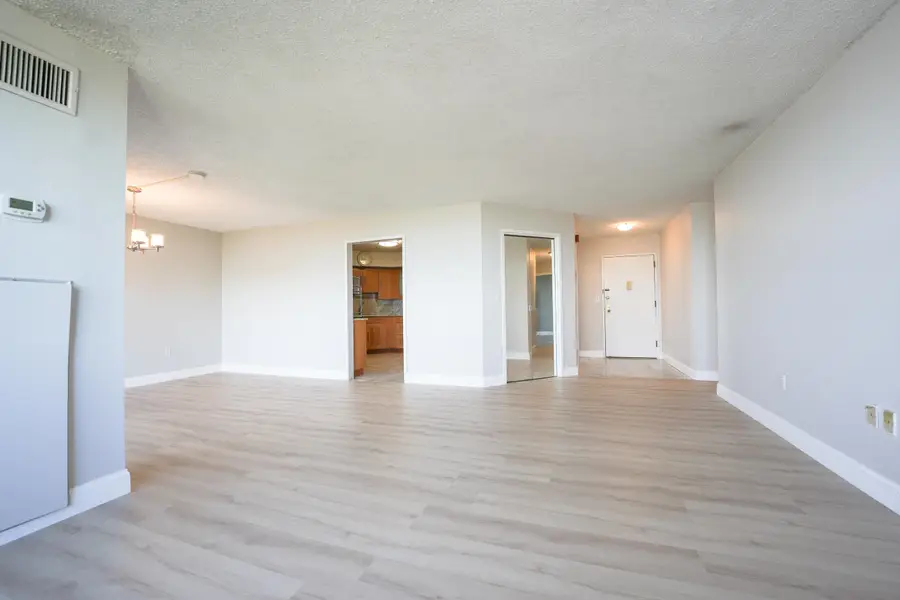 1021 HARMON COVE TOWER #1021, Secaucus, NJ 07094 - #3