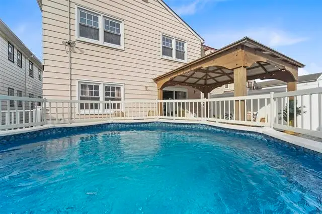 96 WEST 8TH ST, Bayonne, NJ 07002 - #3