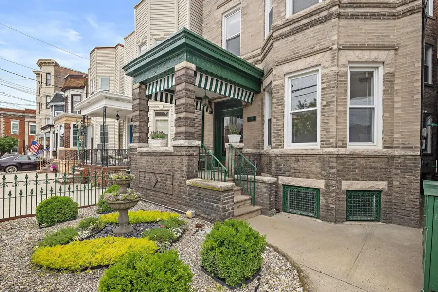 2604 PALISADE AVE, Weehawken, NJ 07086 - #2