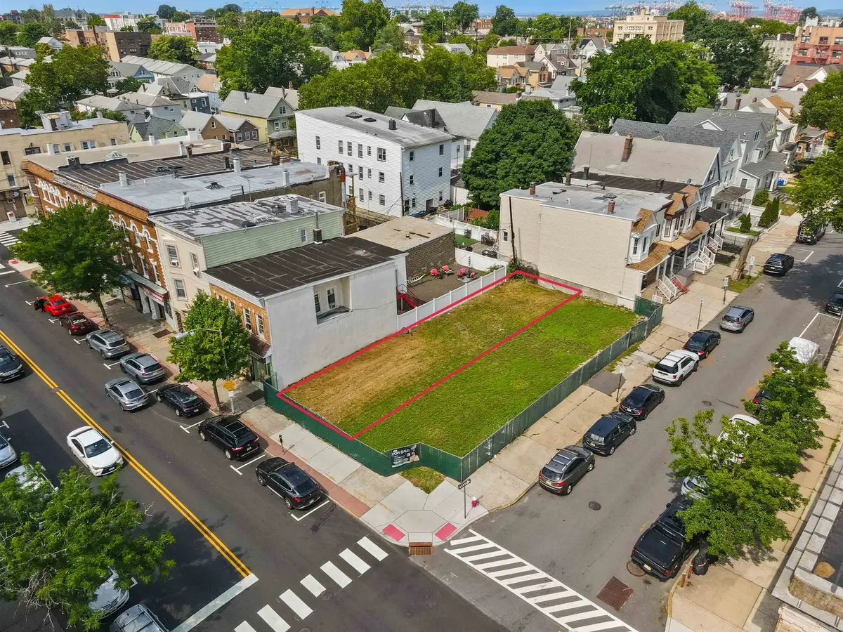 793 BROADWAY, Bayonne, NJ 07002 - #1
