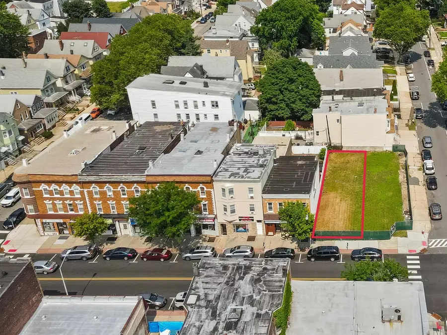 793 BROADWAY, Bayonne, NJ 07002 - #2