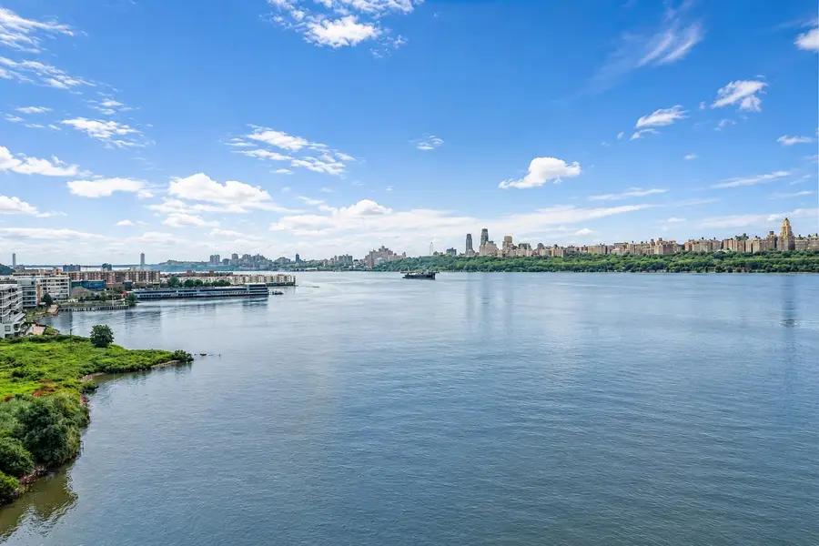 8100 RIVER RD #1005, North Bergen, NJ 07047 - #3