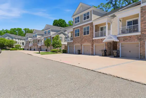 404 WATERVIEW CT #404, HANOVER TOWNSHIP, NJ 07927