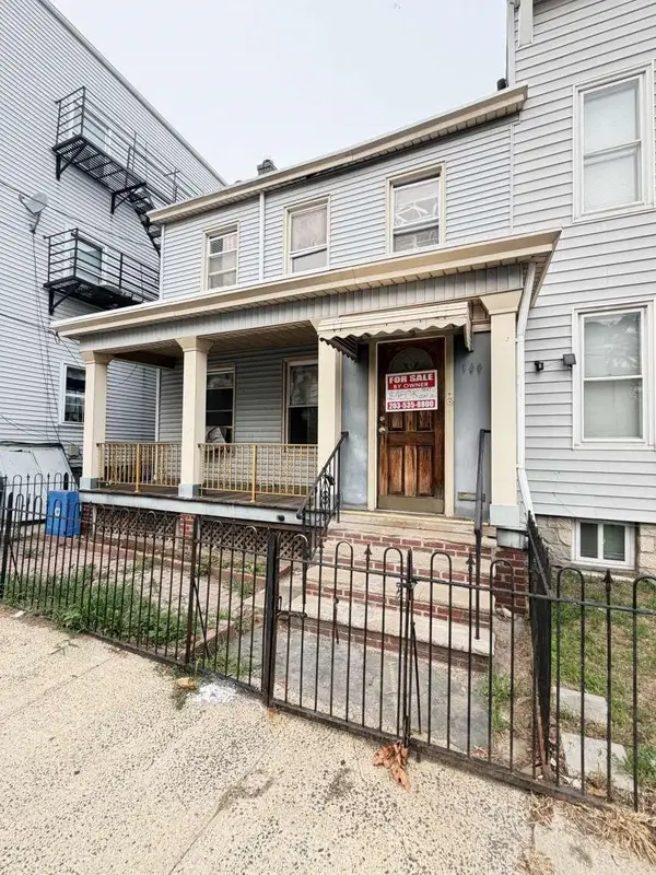 140 WINFIELD AVE, JC, Greenville, NJ 07305