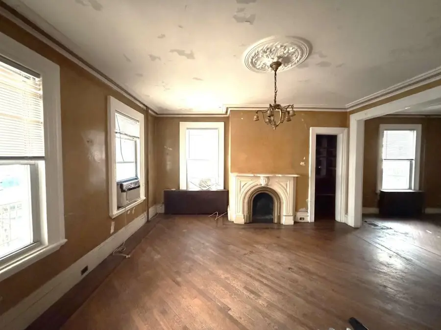 140 WINFIELD AVE, Jersey City, NJ 07305 - #3