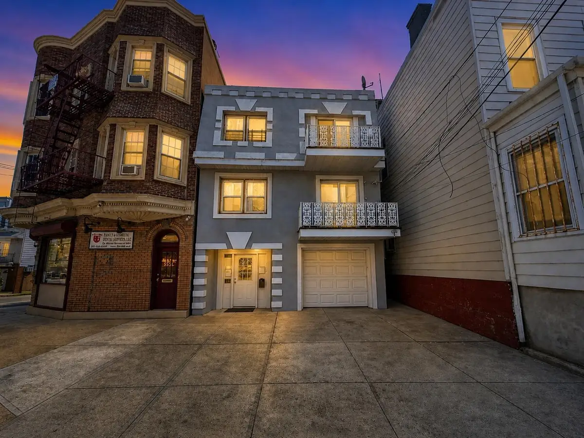 3552 KENNEDY BLVD, Jersey City, NJ 07307 - #1