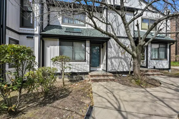 1537 #7 JOHN ST, Fort Lee, NJ 07024-2561