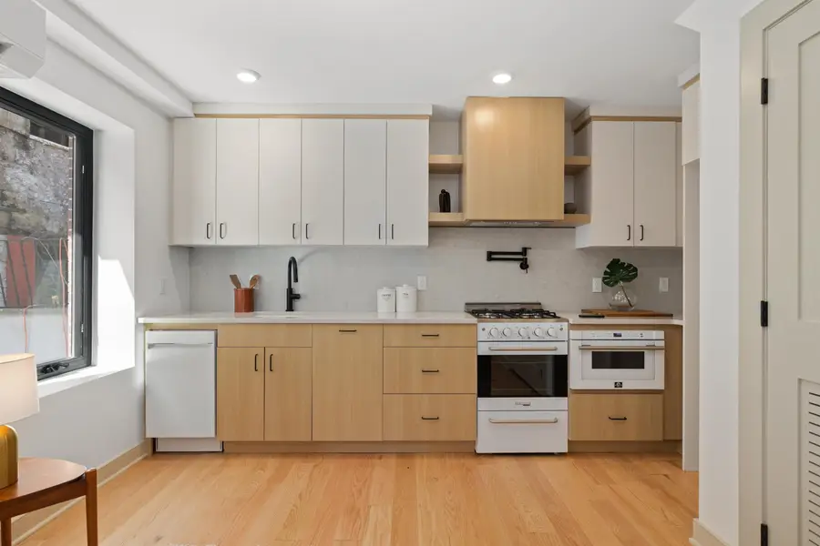 322 PRINCETON AVE #Unit ADU, Jersey City, NJ 07305 - #3