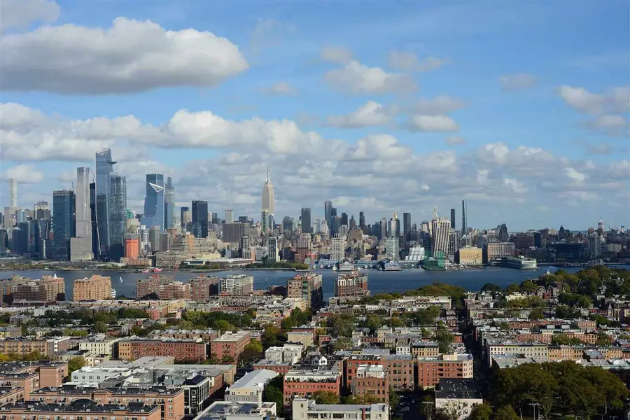 100 MANHATTAN AVE #1417, Union City, NJ 07087 - #2