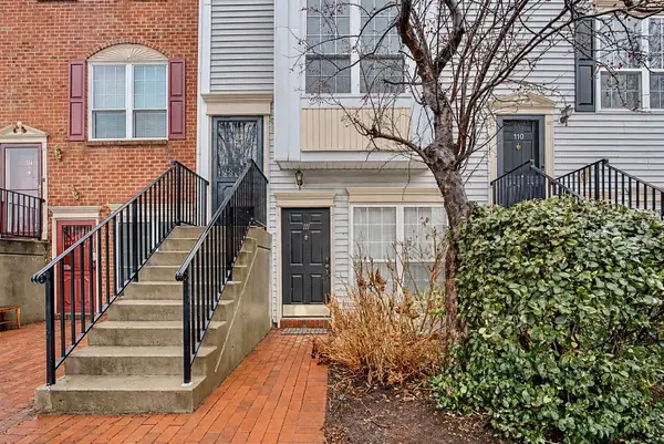 111 COTTONWOOD ST, JC, West Bergen, NJ 07305
