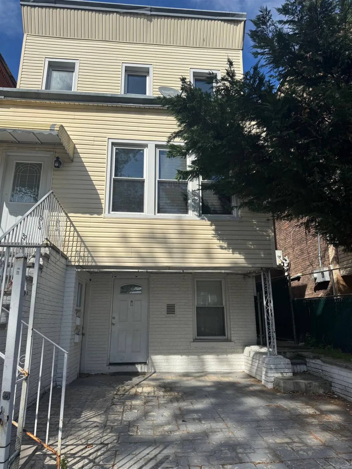 80 LINDEN AVE, Jersey City, NJ 07305 - #1