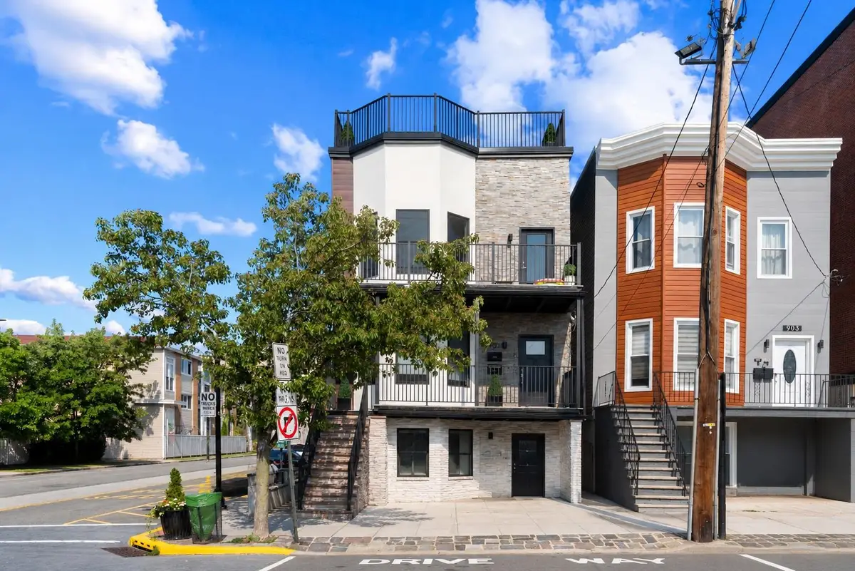 901 PALISADE AVE #1, Union City, NJ 07087-901 - #1