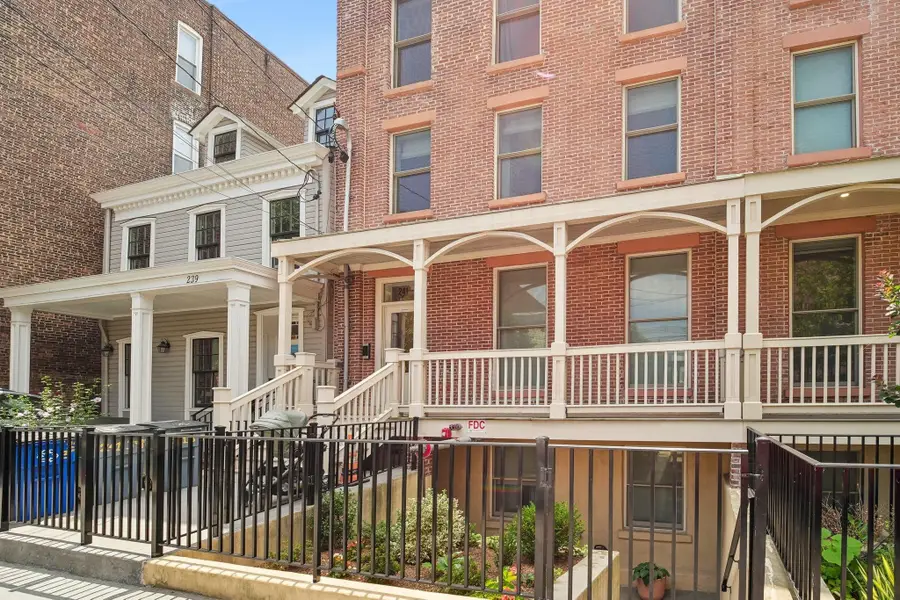 241 3RD ST #4, Jersey City, NJ 07302 - #2
