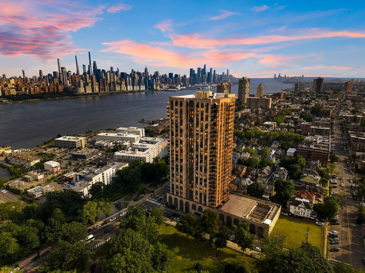7855 BLVD EAST #20F, North Bergen, NJ 07047 - #1