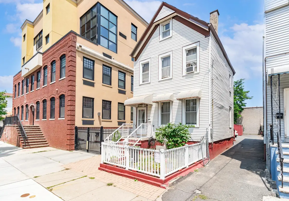 186 CULVER AVE, Jersey City, NJ 07305 - #1