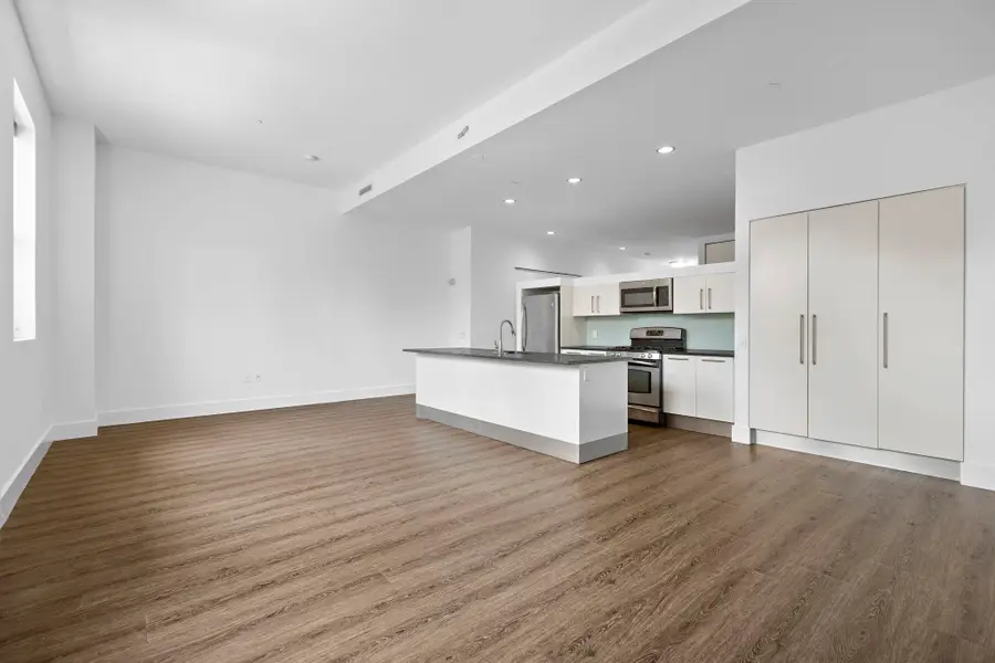 4 BEACON WAY #18, Jersey City, NJ 07304 - #2