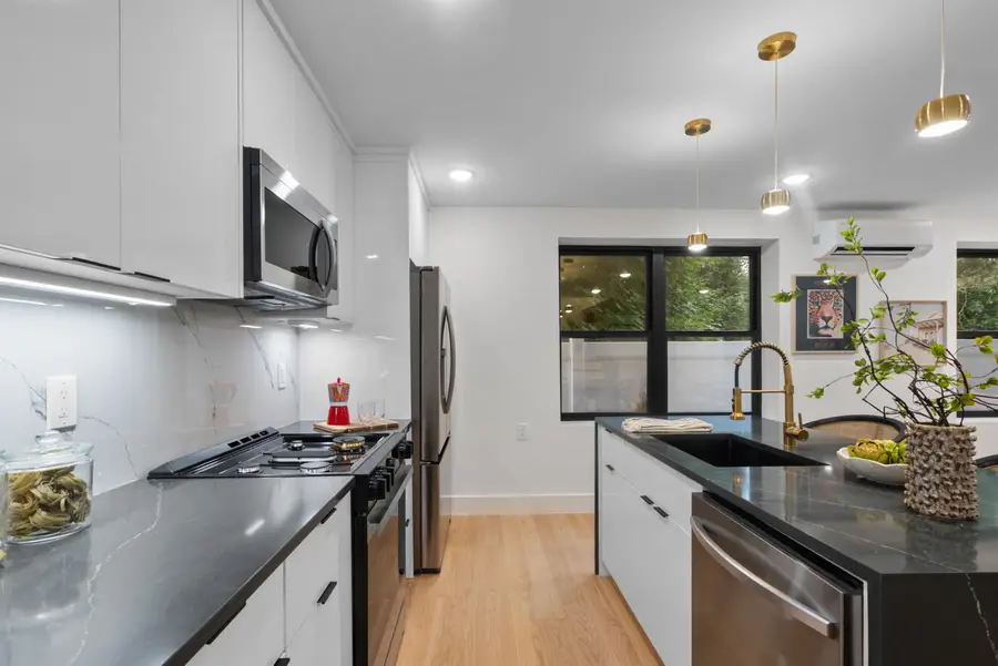 13 WEGMAN CT #2, Jersey City, NJ 07306 - #2