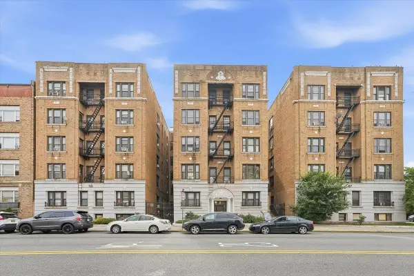 2672 KENNEDY BLVD #307, JC, Journal Square, NJ 07306