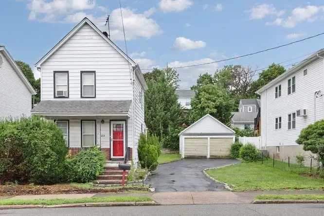 23 PROVIDENCE AVE, Woodland Park, NJ 07424-2828 - #2