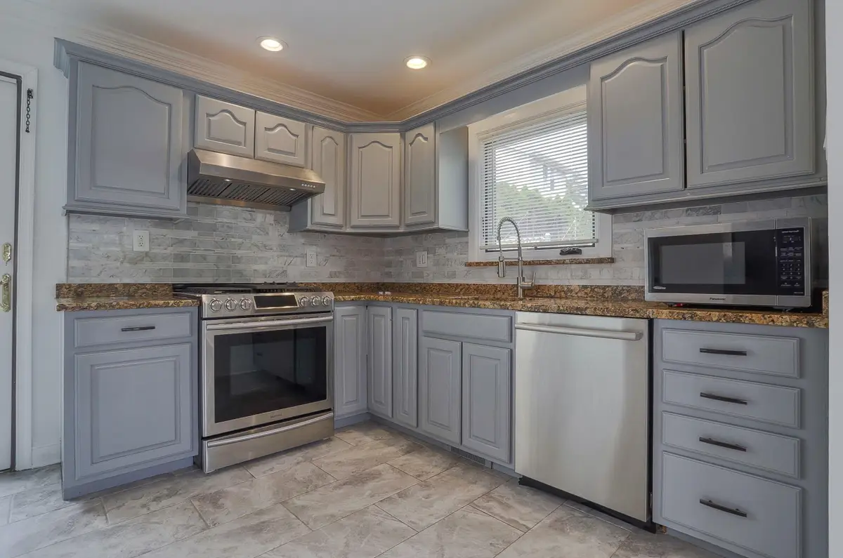662 TEN EYCK AVE, Lyndhurst, NJ 07071 - #1