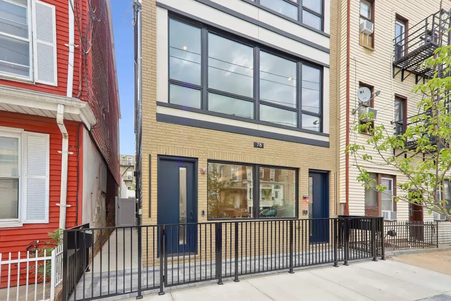 78 ZABRISKIE ST #1, Jersey City, NJ 07307 - #2