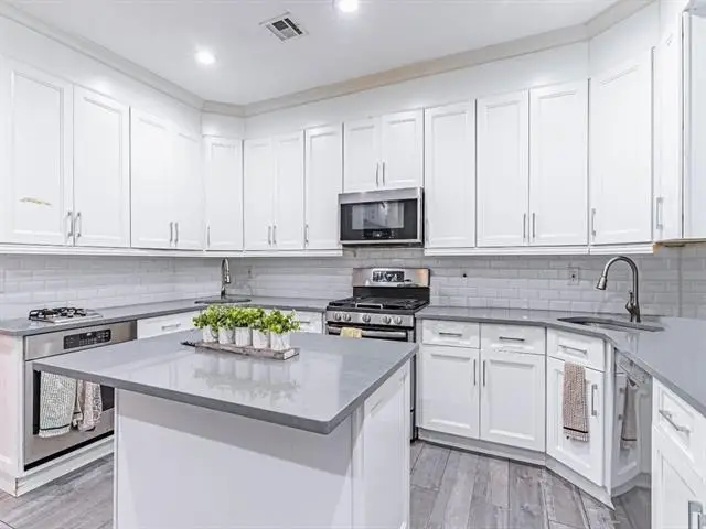 34 WEGMAN PARKWAY, Jersey City, NJ 07305 - #3