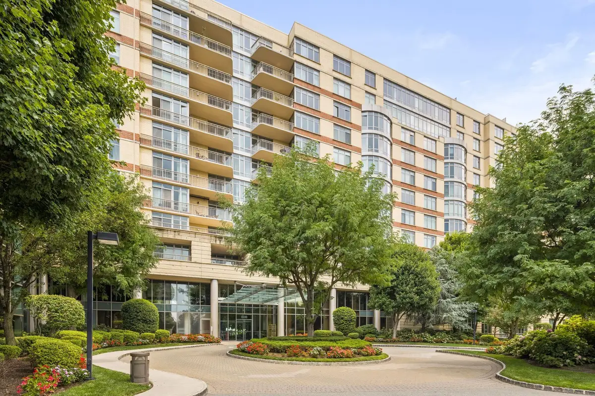 8100 RIVER RD #810, North Bergen, NJ 07047 - #1