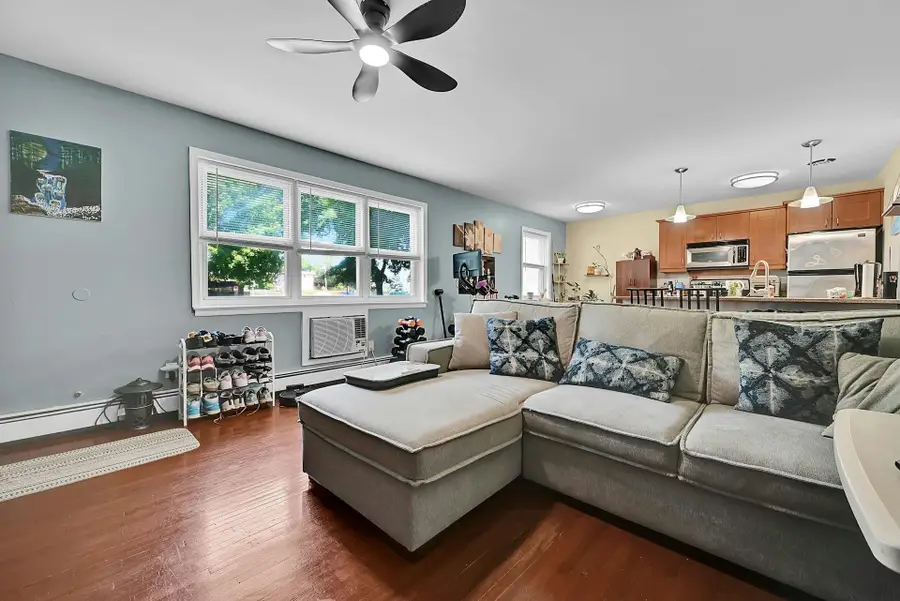 2 RADIO AVE #C20, Secaucus, NJ 07094 - #2
