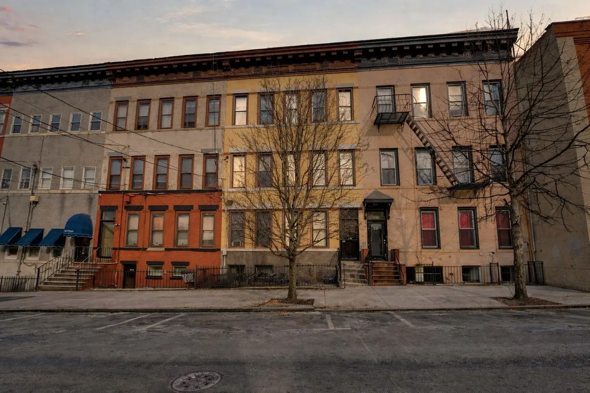 1202 13TH ST #6, North Bergen, NJ 07047 - #1