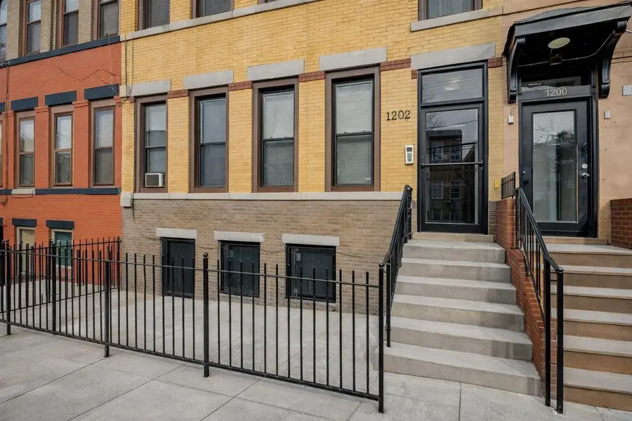 1202 13TH ST #6, North Bergen, NJ 07047 - #3