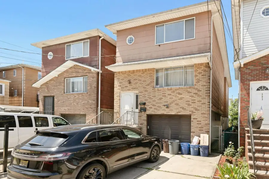 505 MCGUIGAN PL, Harrison, NJ 07029 - #2