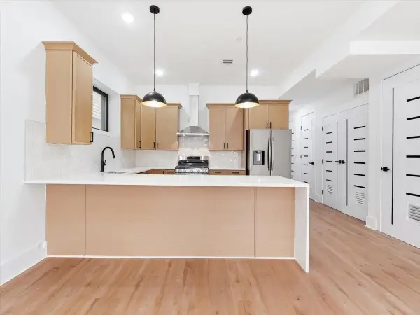 68 JORDAN AVE #1, JC, Journal Square, NJ 07306