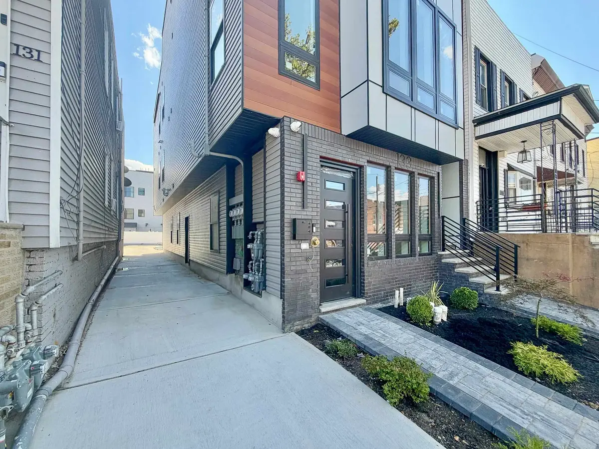 133 NORTH ST #3, Jersey City, NJ 07307 - #1