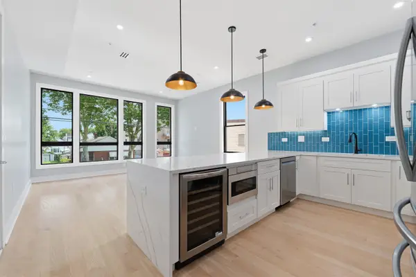389 VIRGINIA AVE #2, JC, West Bergen, NJ 07304