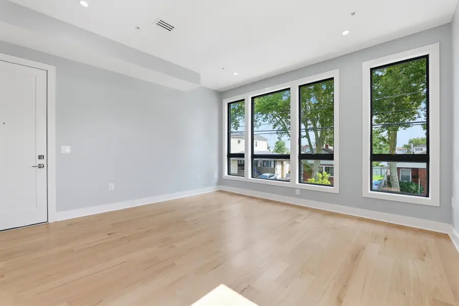 389 VIRGINIA AVE #2, Jersey City, NJ 07304 - #3