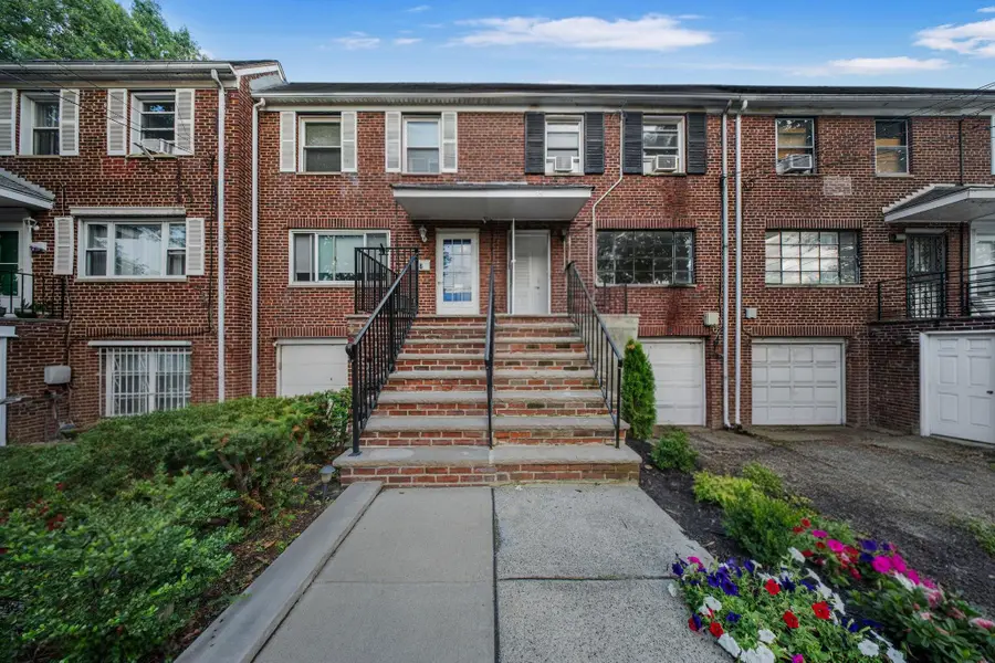 44 COLLEGE ST, Jersey City, NJ 07305 - #2
