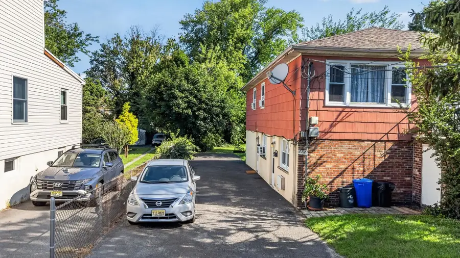 176 MEADOW LANE, Secaucus, NJ 07094 - #3