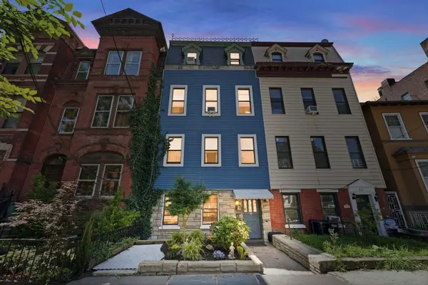 21 BENTLEY AVE, JC, West Bergen, NJ 07304