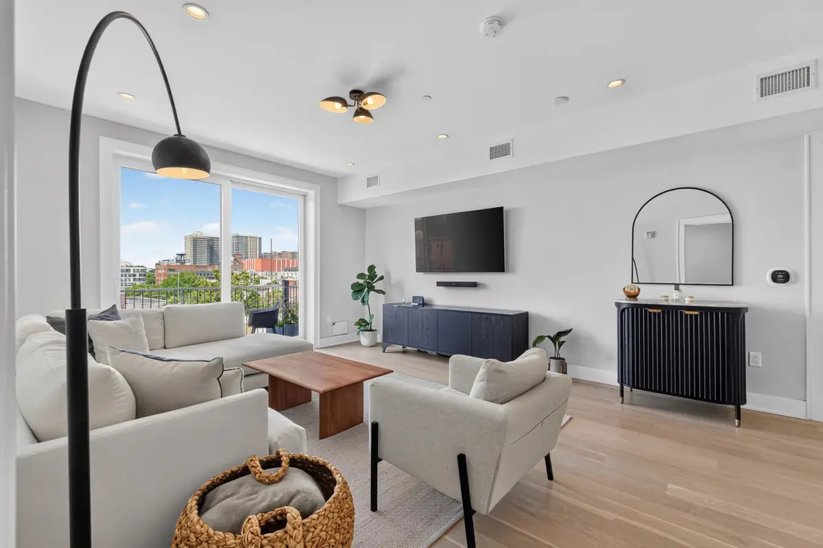 366 6TH ST #601, Jersey City, NJ 07302 - #1